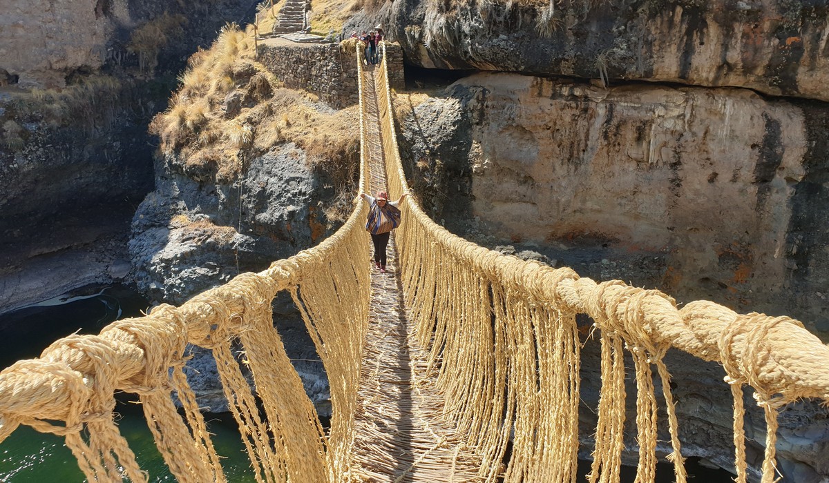 puente inka de paja, ultimo puente inka de queswachaca